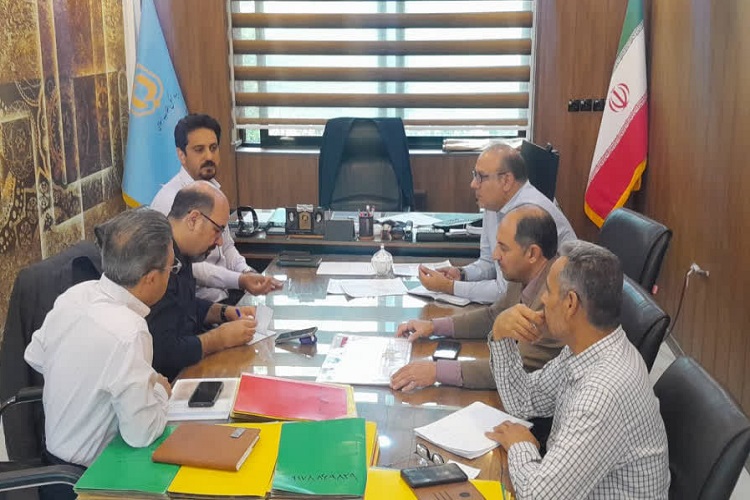 نشست بررسی وضعیت اجرای طرح مسکن اقشار کم‌درآمد در روستاهای شهرستان شیراز