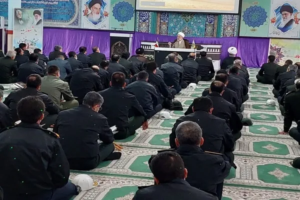 خویشتن‌داری؛ از برکات تربیتی ماه رمضان