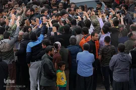 حضور رهبر معظم انقلاب در منطقه زلزله‌زده سرپل ذهاب