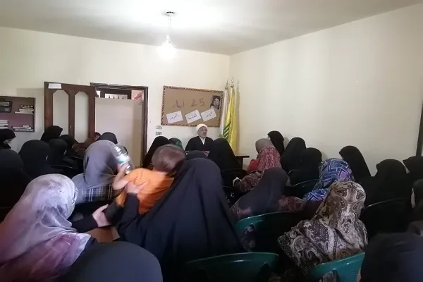 لبنان: إقامة محاضرة قرآنية بعنوان 