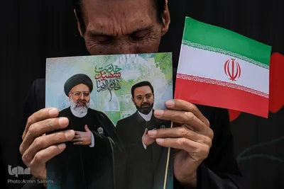 بدرقه رئیس جمهور شهید تا خانه ابدی توسط خراسانی‌ها