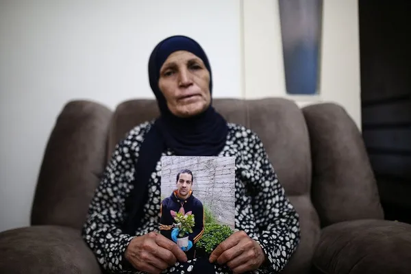Israele cerca di nascondere l'omicidio di giovane palestinese autistico