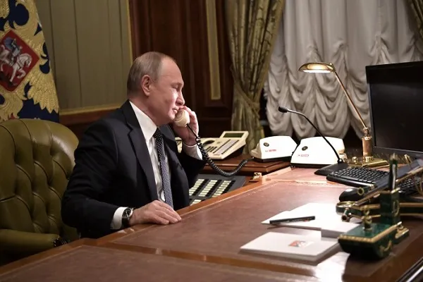 Путин обсудил Ближний Восток и двустороннее сотрудничество с премьер-министром Ирака