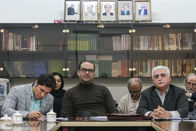 نشست علمی نقد سند پایه الگوی اسلامی - ایرانی پیشرفت