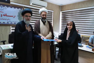 نشست صمیمی حجت‌الاسلام اصل نژاد با اصحاب رسانه در تبریز