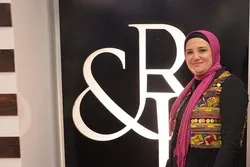 Une modiste égyptienne, propriétaire d’une chaîne de vêtements islamiques