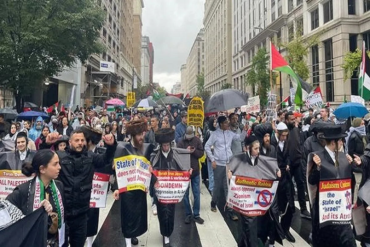 Unprecedented Number of American Jews Protesting Israeli War on Gaza