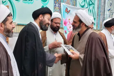 تجلیل از اساتید حوزه علمیه ملایر