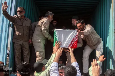 استقبال از پیکر‌های ۴۴ شهید دفاع مقدس در مرز شلمچه
