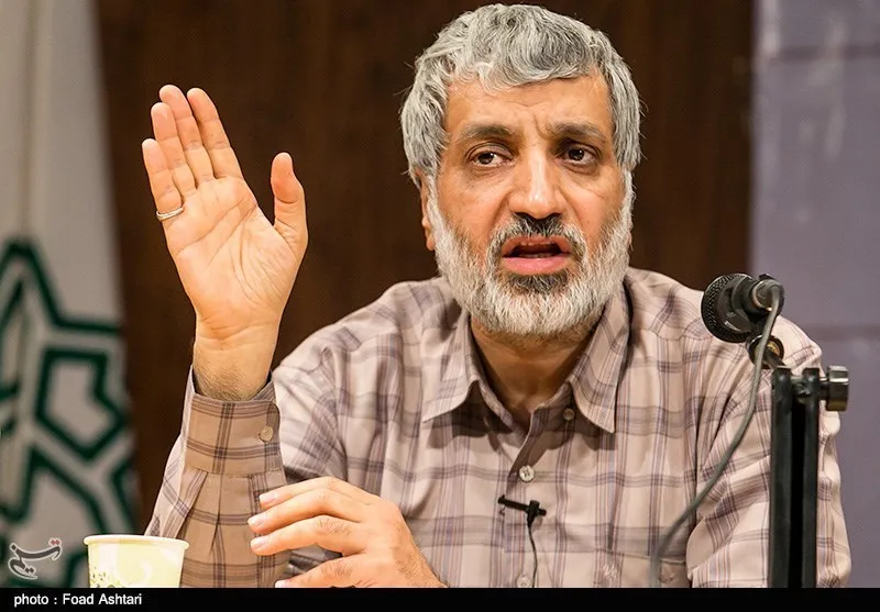 ابراهیم فیاض: نظام حزبی دموکراسی را به ابتذال و انحصارگرایی می‌کشاند
