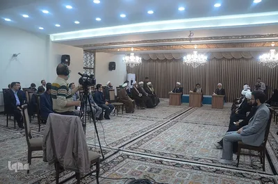 نشست علمی تبیین حقایق و ارزش‌های انقلاب در تبریز