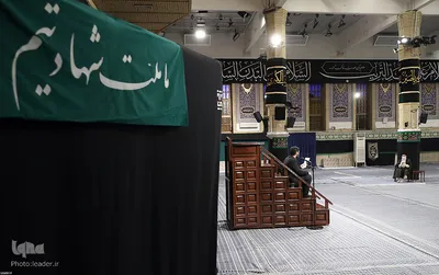 مراسم عزاداری شهادت امام سجاد (ع) در حسینیه امام خمینی(ره)