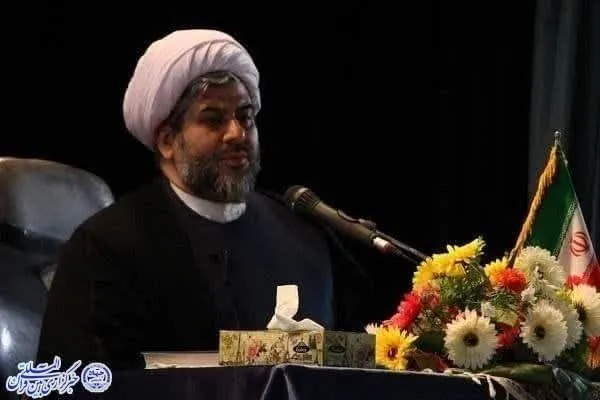 مساجد قرارگاه فرهنگی و اجتماعی در شهرها، روستاها و محلات هستند