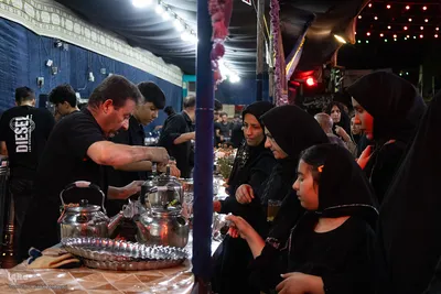 قافله اشک و سوگ حسینی در خیابان‌های خمینی‌شهر