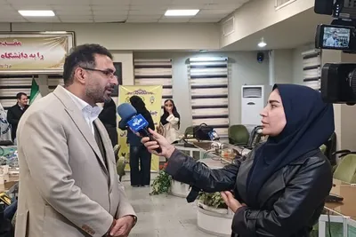 آیین اختتاميه چهاردهمین دوره مسابقات مناظره دانشجویان لرستان برگزار شد