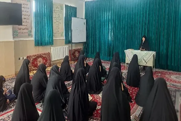 سیاست‌گذاران فرهنگی زمینه تحقق سبک زندگی ایرانی ـ اسلامی را فراهم کنند