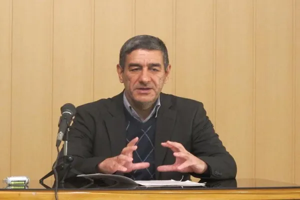 فلسفه دین باید از مباحث ایدئولوژیک و سیاسی جدا شود