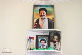حضور رئیس حوزه ریاست مجلس شورای اسلامی در منزل شهید مهدی تقوی