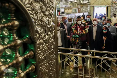 حضور قهرمانان پارالمپیک توکیو ۲۰۲۰ در حرم شاهچراغ(ع)