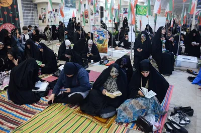 مراسم دعای عرفه در گلزارشهدای وادی رحمت تبریز
