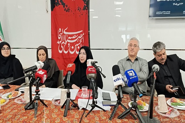 رقیه رحمانی، مدیرکل بهزیستی مازندران  در نشست خبری هفته بهزیستی
