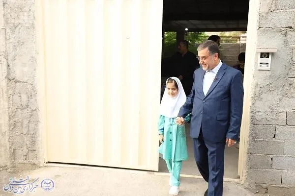 آیین استانی بازگشایی مدارس مازندران در مدرسه ابتدایی شاهد قائمشهر با حضور دختر شهید بلباسی