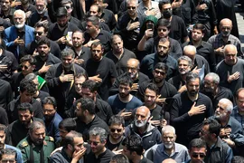 تشییع پیکر رئیس جمهور شهید در تهران (۲)