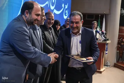 مراسم تجلیل از خبرنگاران جهادی