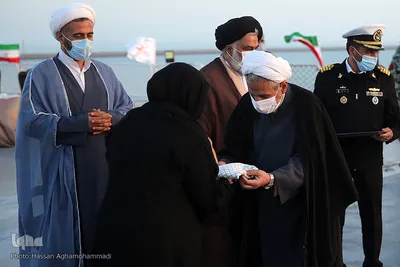 دومین محفل کاروان قرآنی انقلاب بر روی عرشه ناو بندر جمهوری اسلامی