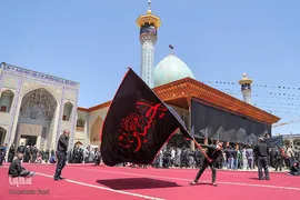 عزاداری ظهر عاشورا در حرم شاهچراغ(ع)