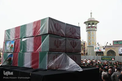 تشییع پیکرهای۶تن از شهدای سانحه سقوط هواپیمای اوکراینی در قم