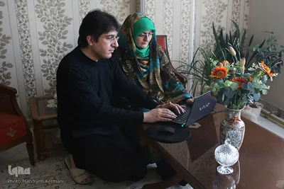 تنظیم مطالب وبلاگ حافظان وحی با کمک برادر 