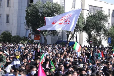 اجتماع «سلام فرمانده» دهه هشتادی‌ها و دهه نودی‌های شیرازی‎‎