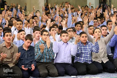 مراسم جشن تکلیف دانش‌آموزان با حضور رهبر انقلاب