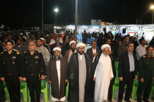 رمز ماندگاری انقلاب اسلامی فاصله‌ نگرفتن از آرمان‌های انقلاب است