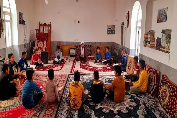 فعالیت گروه تبلیغی دارالزهرا(س) در گلستان + عکس