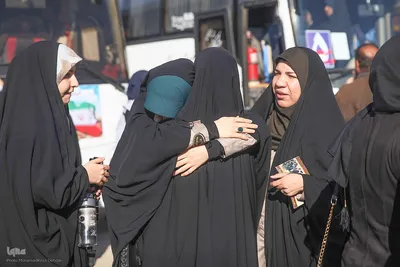 مراسم بدرقه 300 دانش‌آموز دختر در سفر به مناطق عملیاتی جنوب