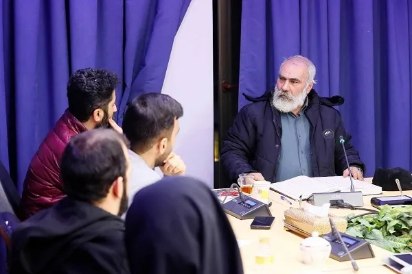 چند سال ديگر چيزی از فارسی باقی نمی‌ماند