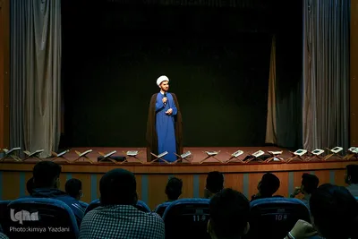 استقبال دهه نودی‌ها از نمایشگاه قرآن چهارمحال وبختیاری