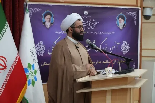 مدرسین در اخلاق و تهذیب طلاب نقش کلیدی دارند