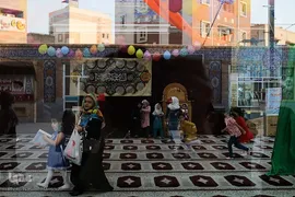 جشن روز دختر با حضور خدام حرم مطهر رضوی در مسجد جوادالائمه اهواز