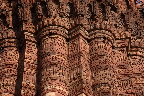 4 معالم إسلامية أخرى في الهند تسعى الجماعات الهندوسية لهدمها