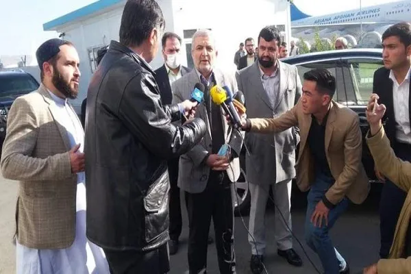 د ایران ځانګړي استازي په کابل کې ووئيل امریکا له داعشیانوملاتړ کوي  