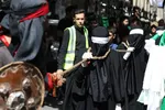 ⁨آئين نمادين حركت كاروان اسرای كربلا