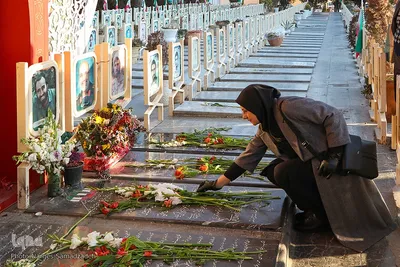 تجدید میثاق جهادگران جهاددانشگاهی اصفهان با شهدا