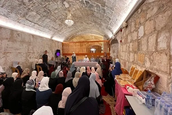 استقبال اهالی بیت‌المقدس از مسابقه «خانواده قرآنی»