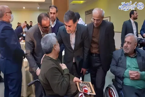 دیدار استاندار مازندران با جمعی از جانبازان ۵۰ تا ۷۰ درصد هشت سال دفاع مقدس مازندران در بابلسر