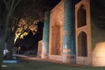 یک شب سرد پاییزی در پارک شیخ شهاب‌الدین اهری