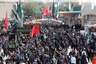 عزاداری ظهر عاشورا در حرم فاطمه معصومه(س)