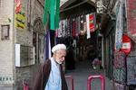 مدرسه تاریخی قدیمی و همچنان پابرجای علمیه خان یزد
